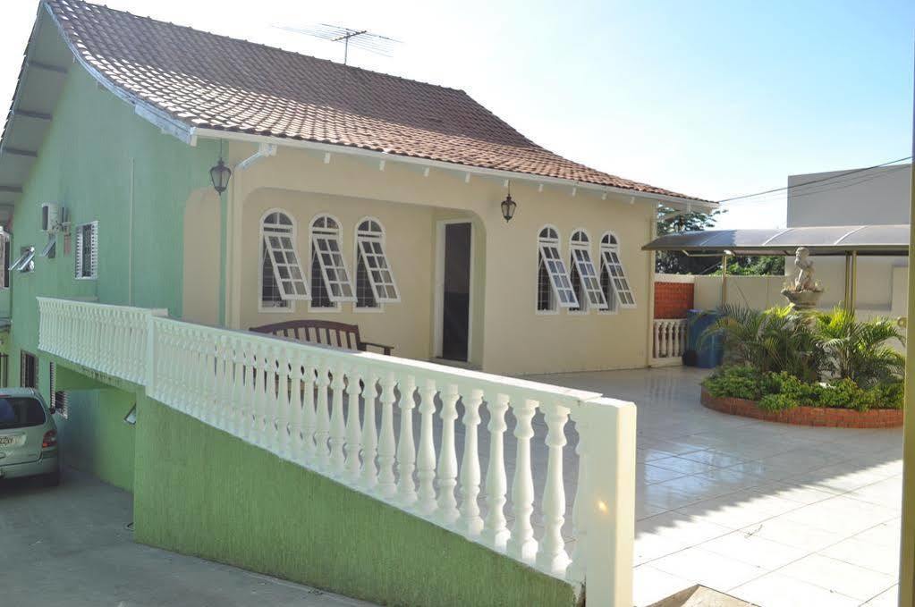 Iguassu Guest House Фос-ду-Игуасу Экстерьер фото